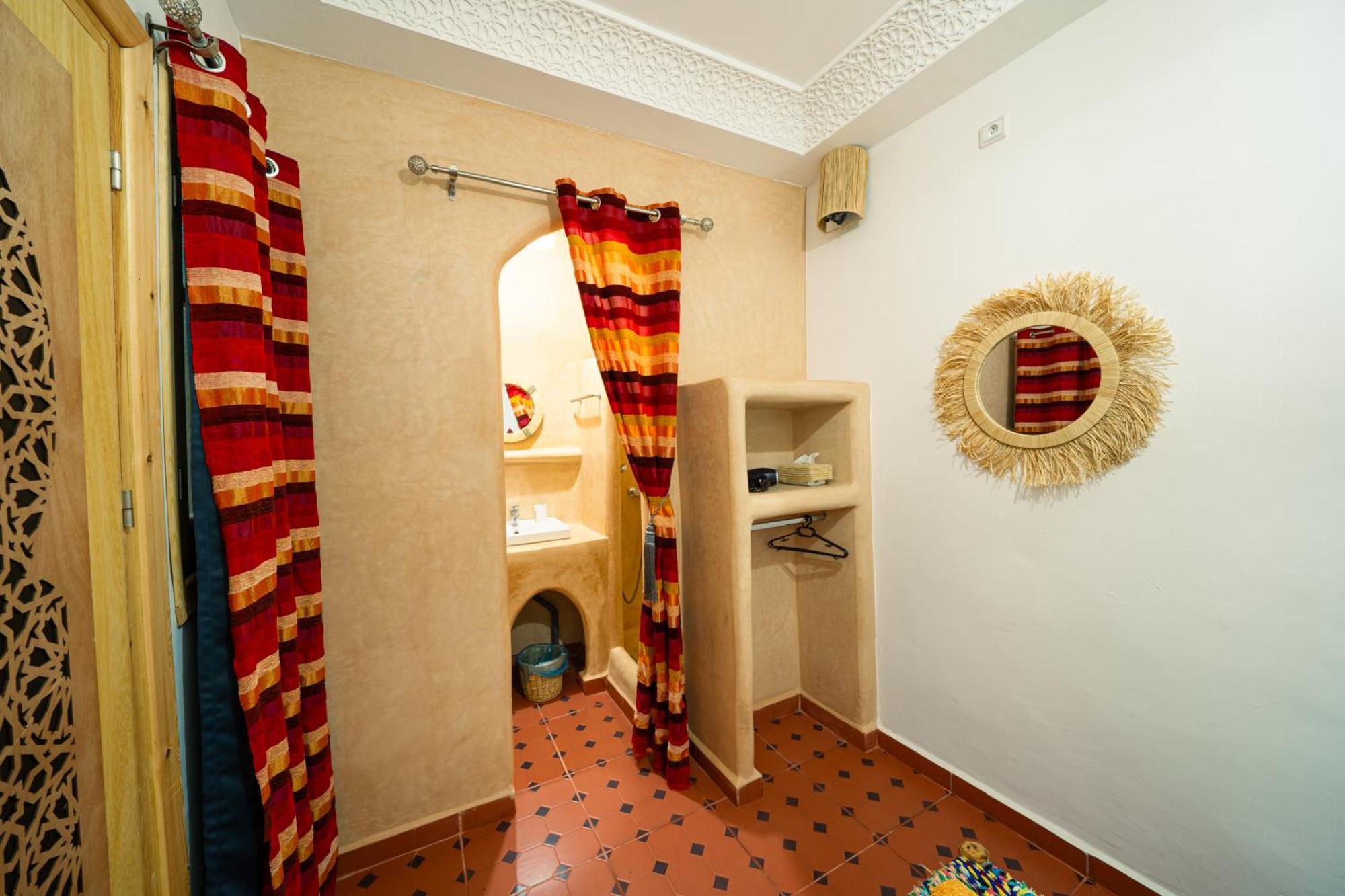 Dar Sekka Hotel Tanger Ngoại thất bức ảnh