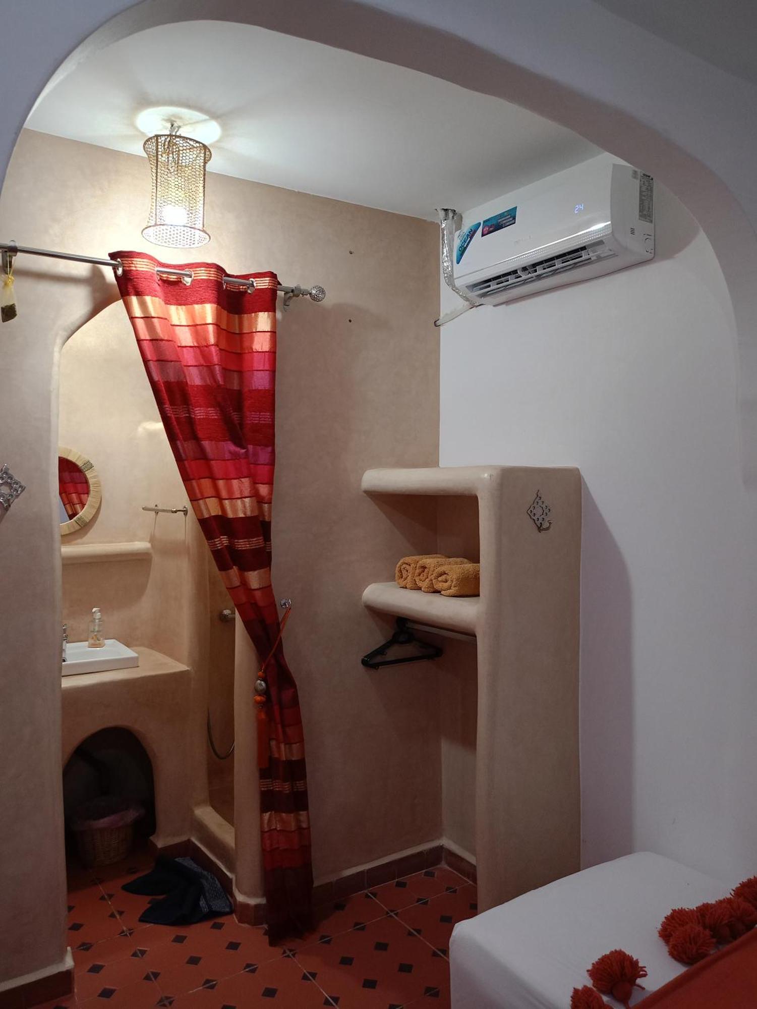 Dar Sekka Hotel Tanger Ngoại thất bức ảnh